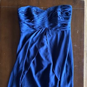 ✨David’s Bridal NWT Strapless High-Low Marine ✨